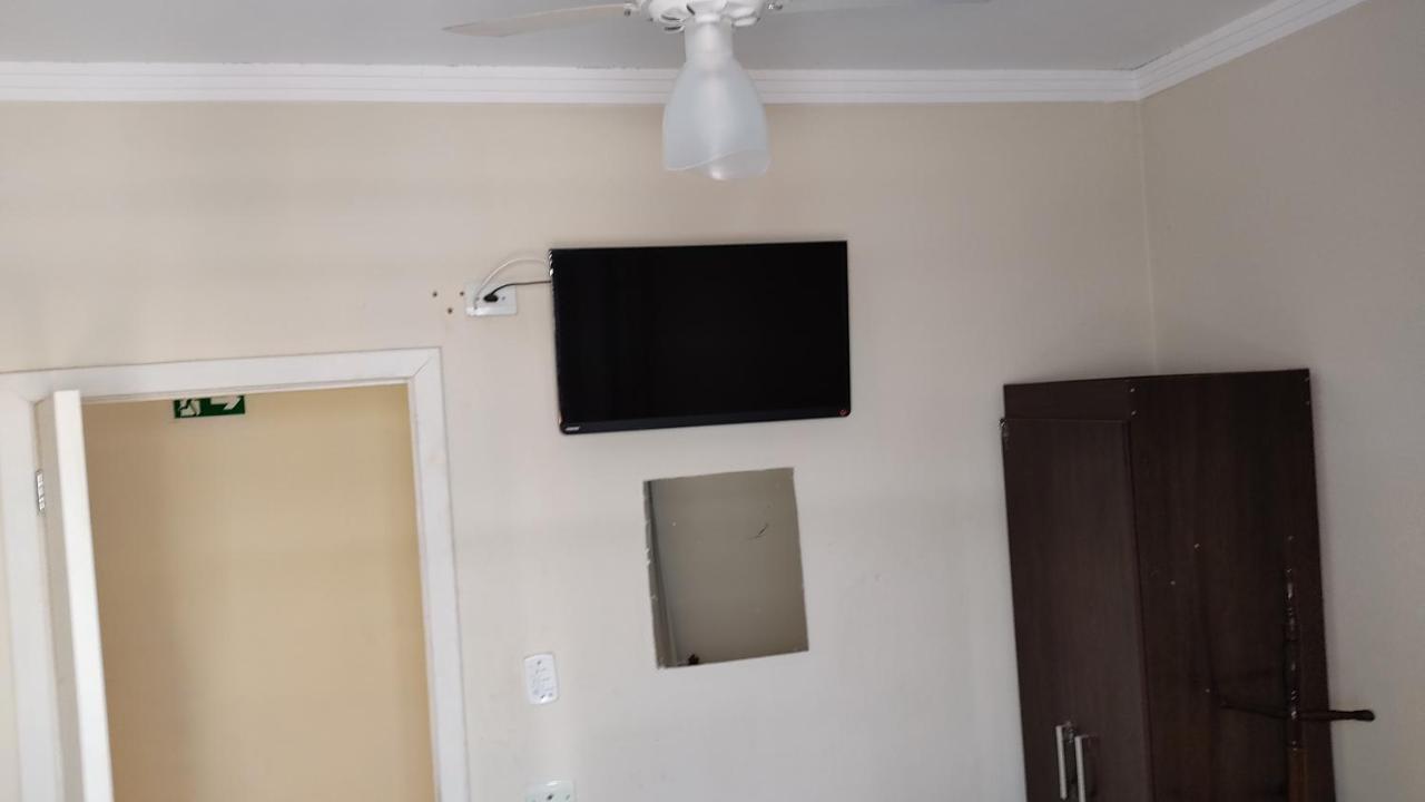 Hotel Gringos Londrina Buitenkant foto