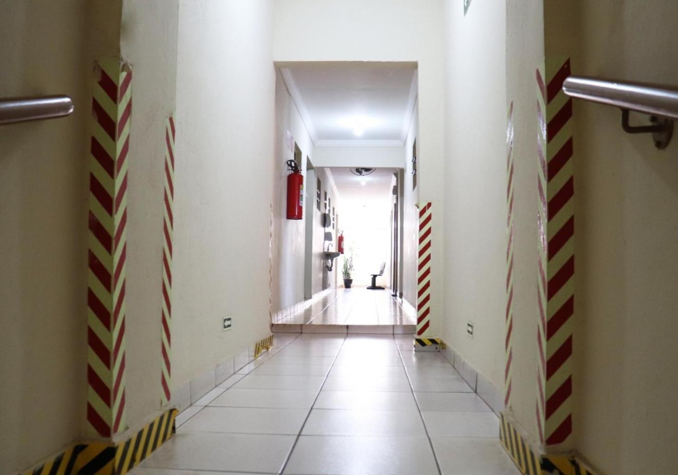 Hotel Gringos Londrina Buitenkant foto